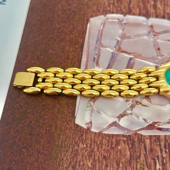 Oscar de la Renta Vintage Green Malachite Gold Tone Watch 24mm 90s main image 5